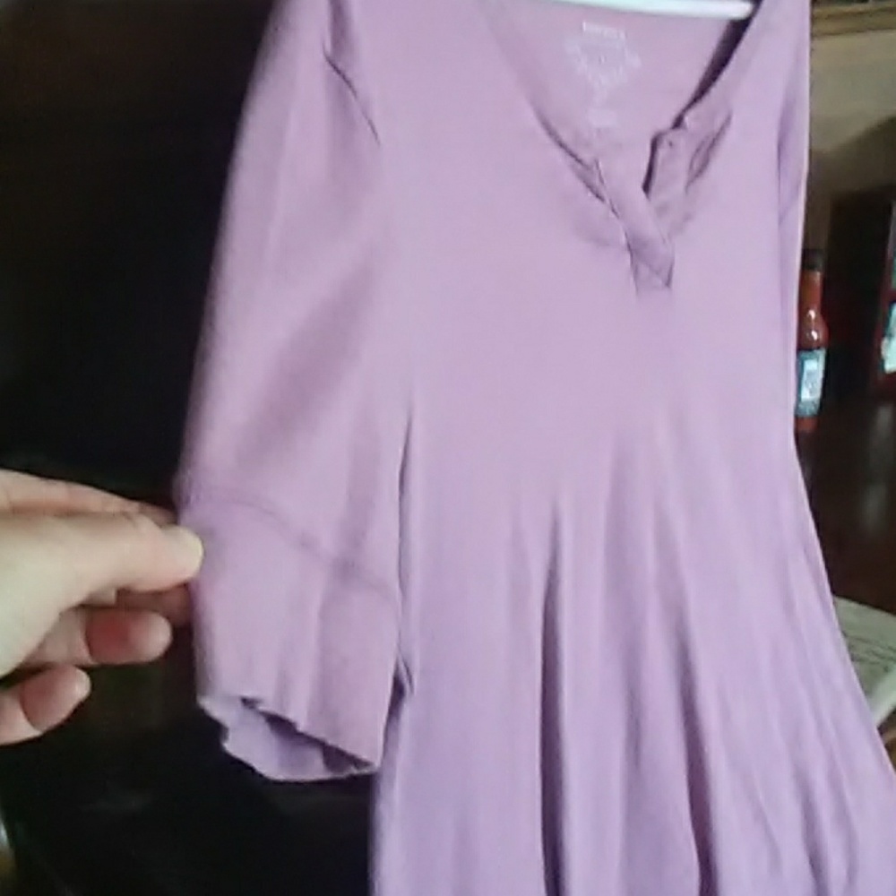 Top - Picture 2 of 2